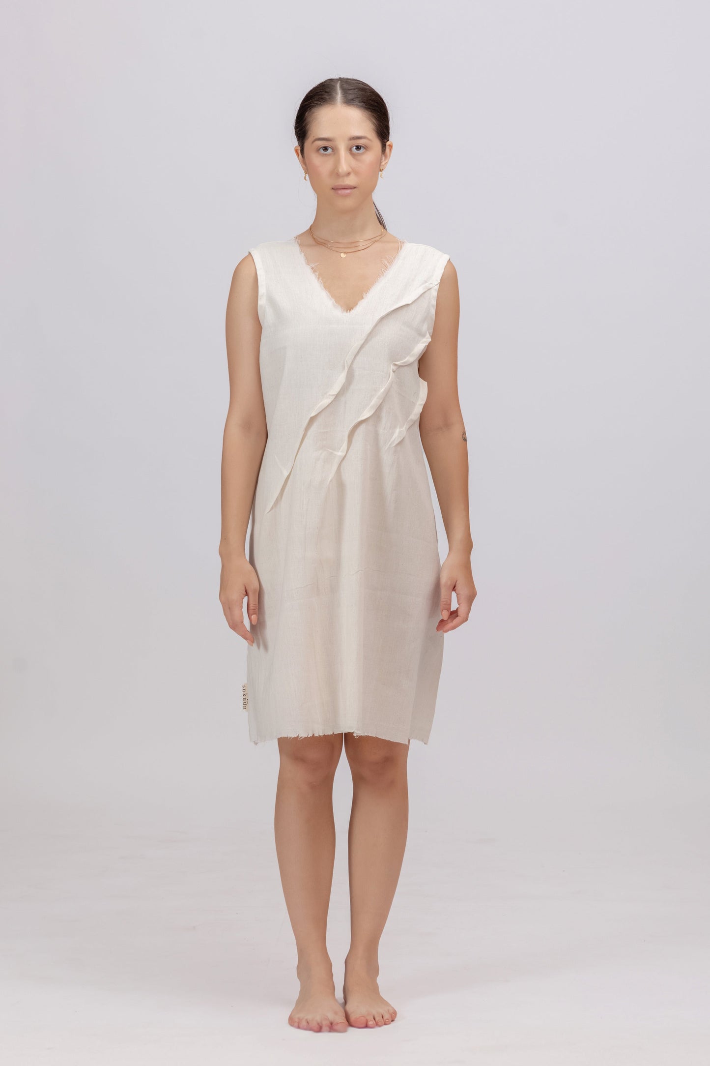 OFF WHITE WESTERN DRESS IN TWILL KHADI