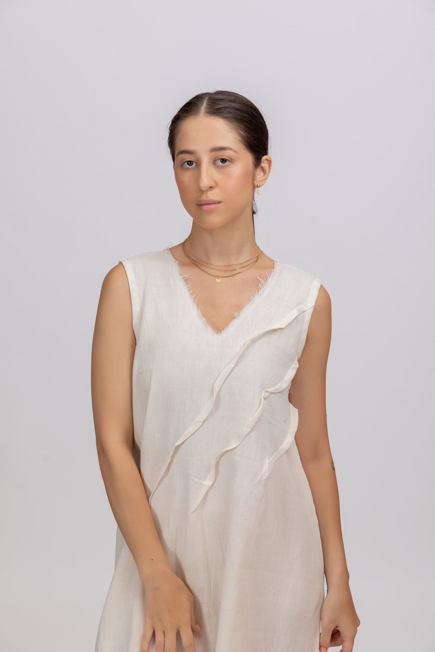 OFF WHITE WESTERN DRESS IN TWILL KHADI