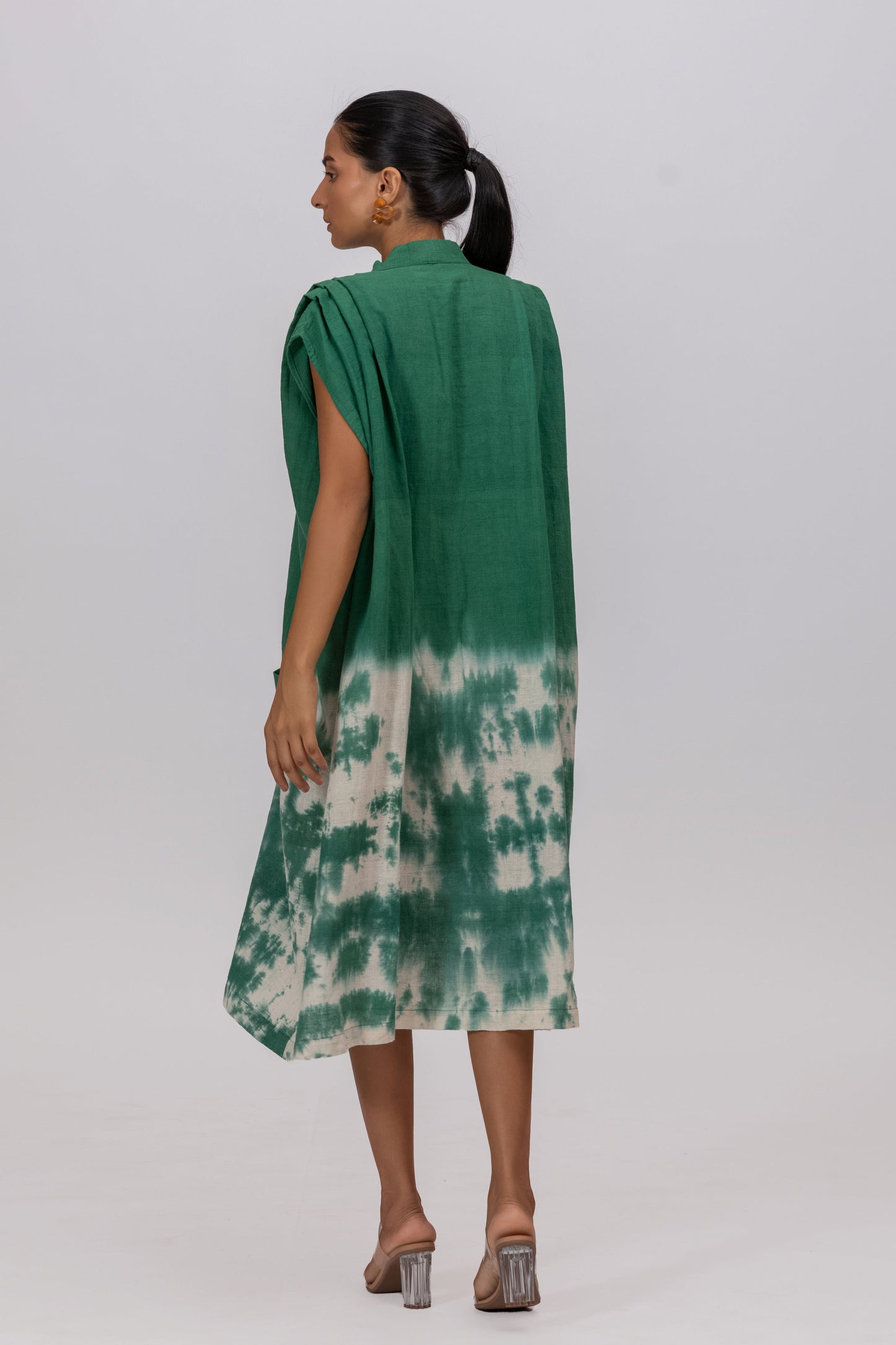 GREEN SHOULDER PLEAT MAXI DRESS IN KALA COTTON
