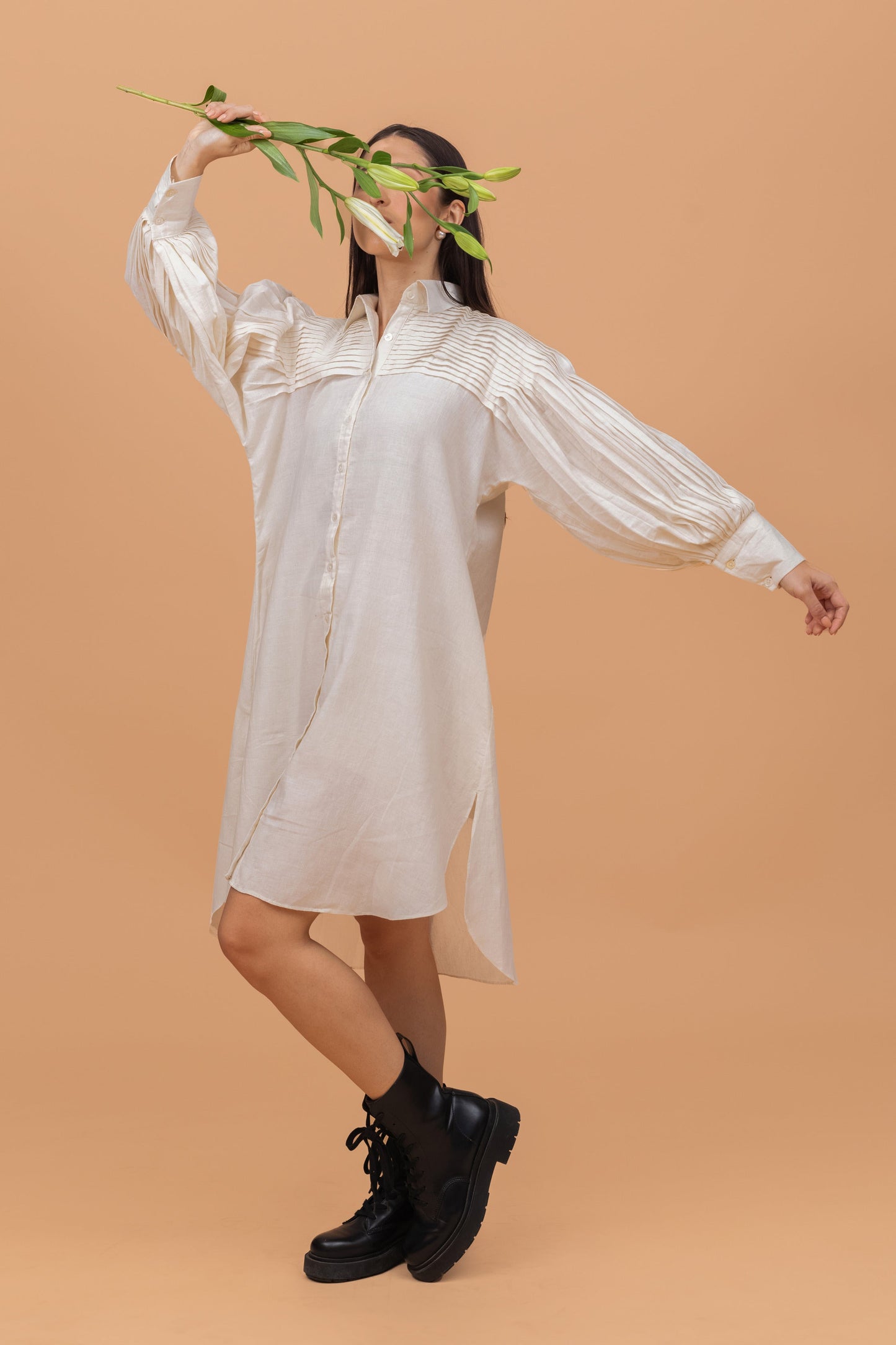 HEAVY PLEAT STATEMENT SLEEVE SHIRT DRESS