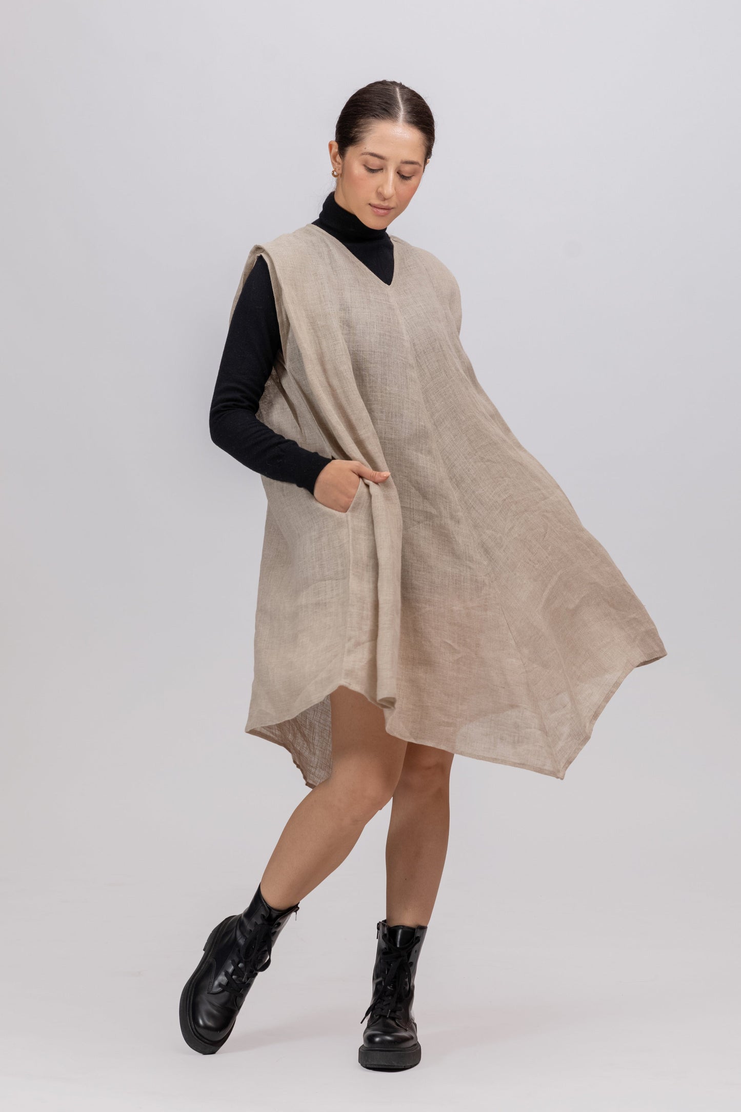 SHOULDER PLEAT PURE NATURAL COLOR RAW LINEN ANTIFIT DRESS