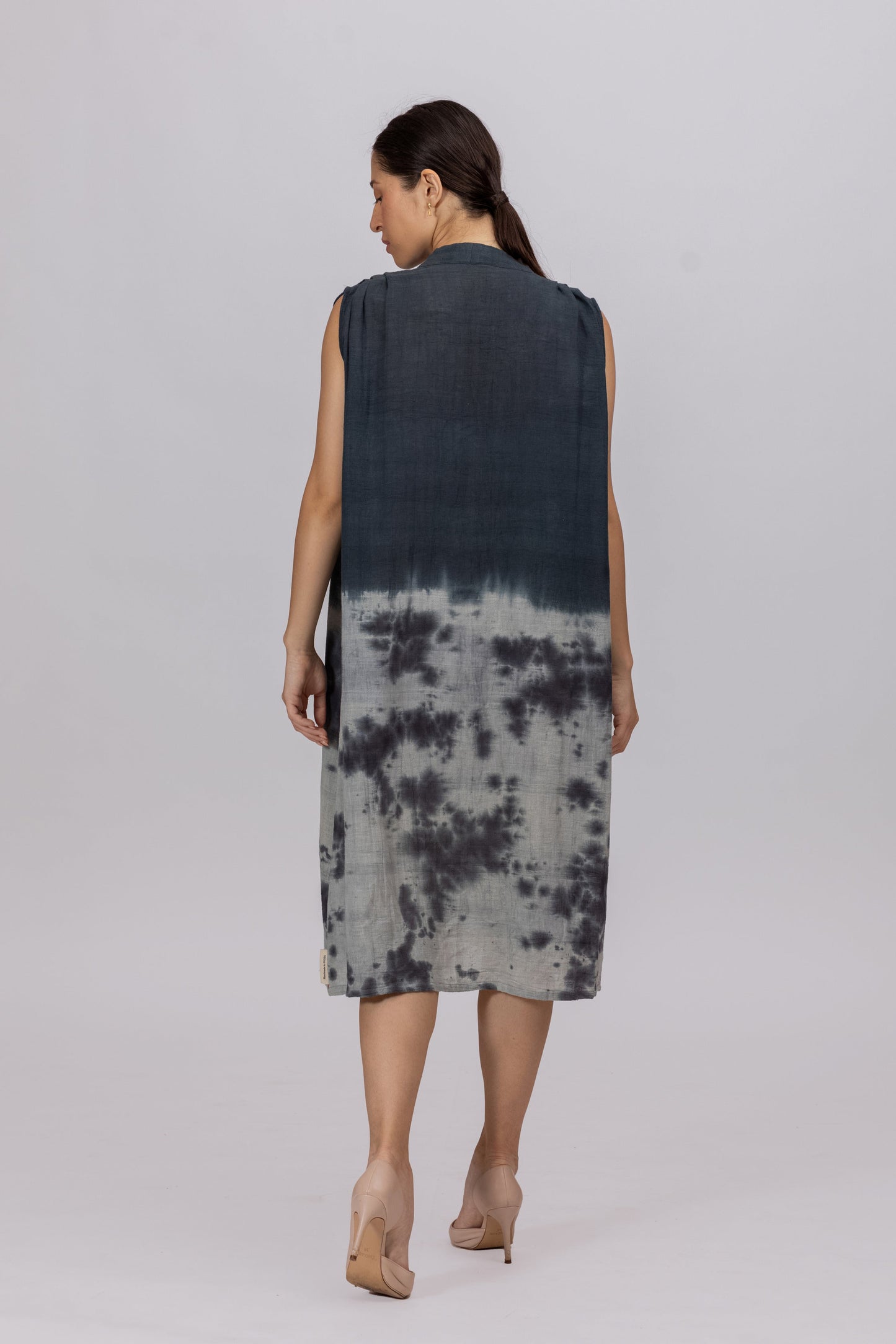 CHARCOAL GREY SHOULDER PLEAT MAXI DRESS IN KALA COTTON