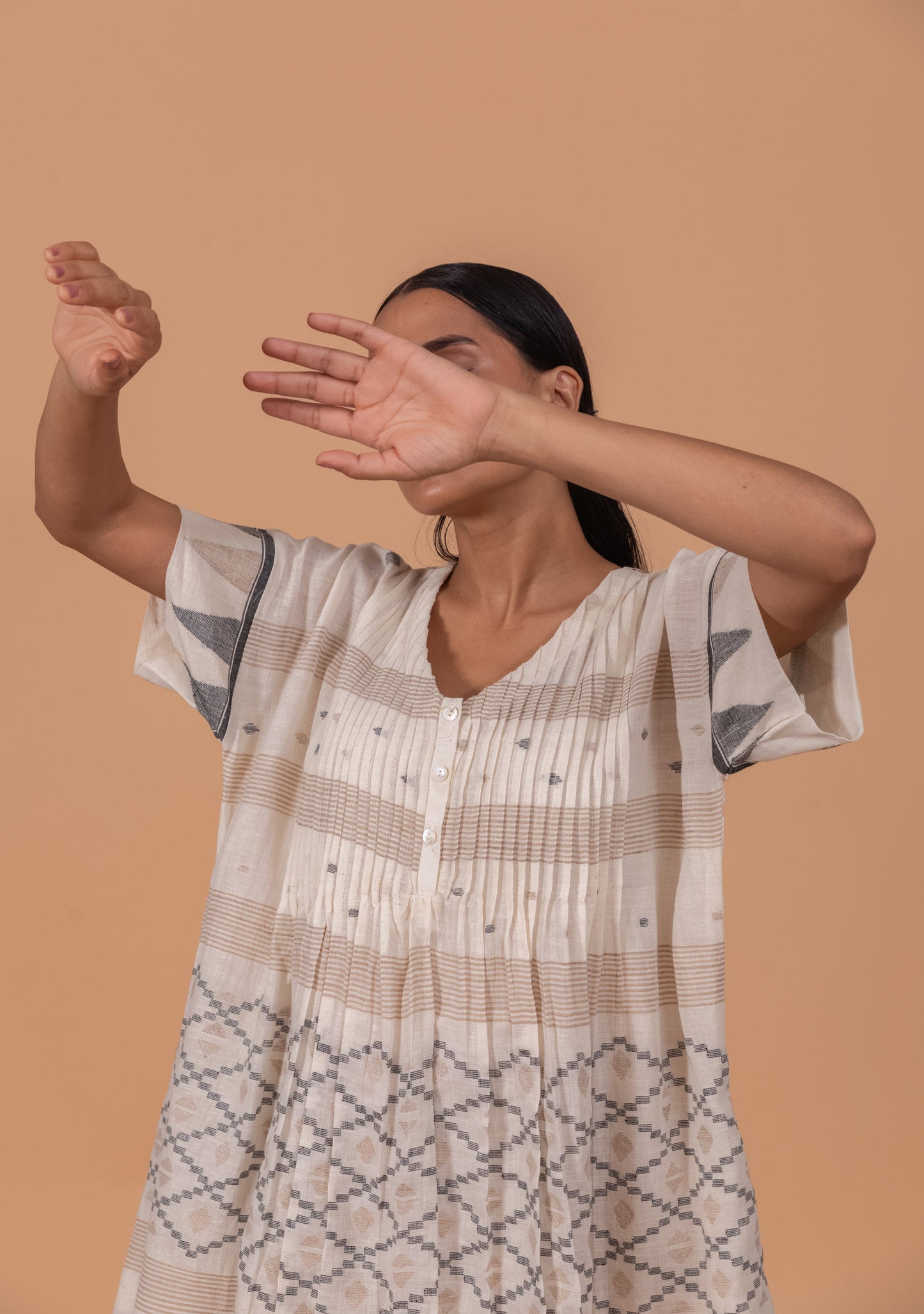 BEAUTIFUL WEAVE PLEATED JAMDANI TUNIC