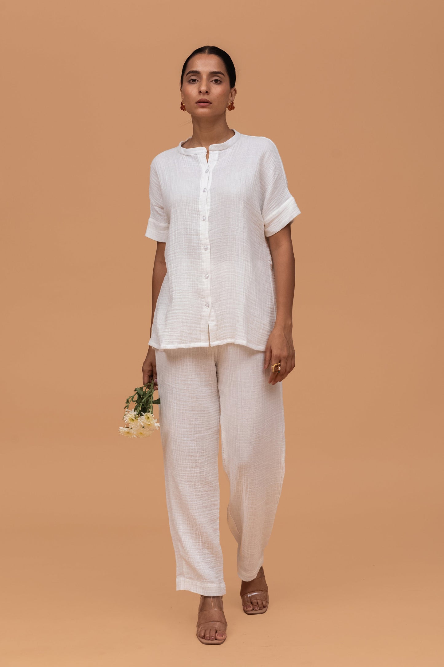 PLAIN WHITE GOTS-CERTIFIED WRINKLE COTTON CO-ORD SET